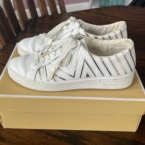 Michael Kors Lace up shoes